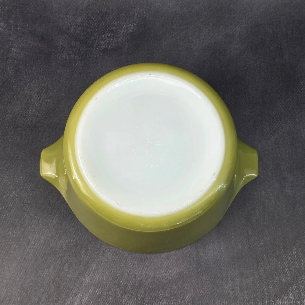 Vintage Pyrex 473 Verde Olive Green 1 Quart Cinderella Round Casserole Bowl